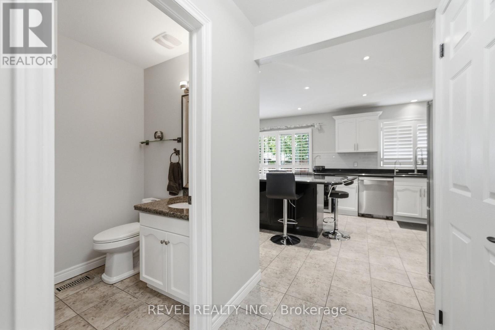 11 Maynard Street, Hamilton, ON