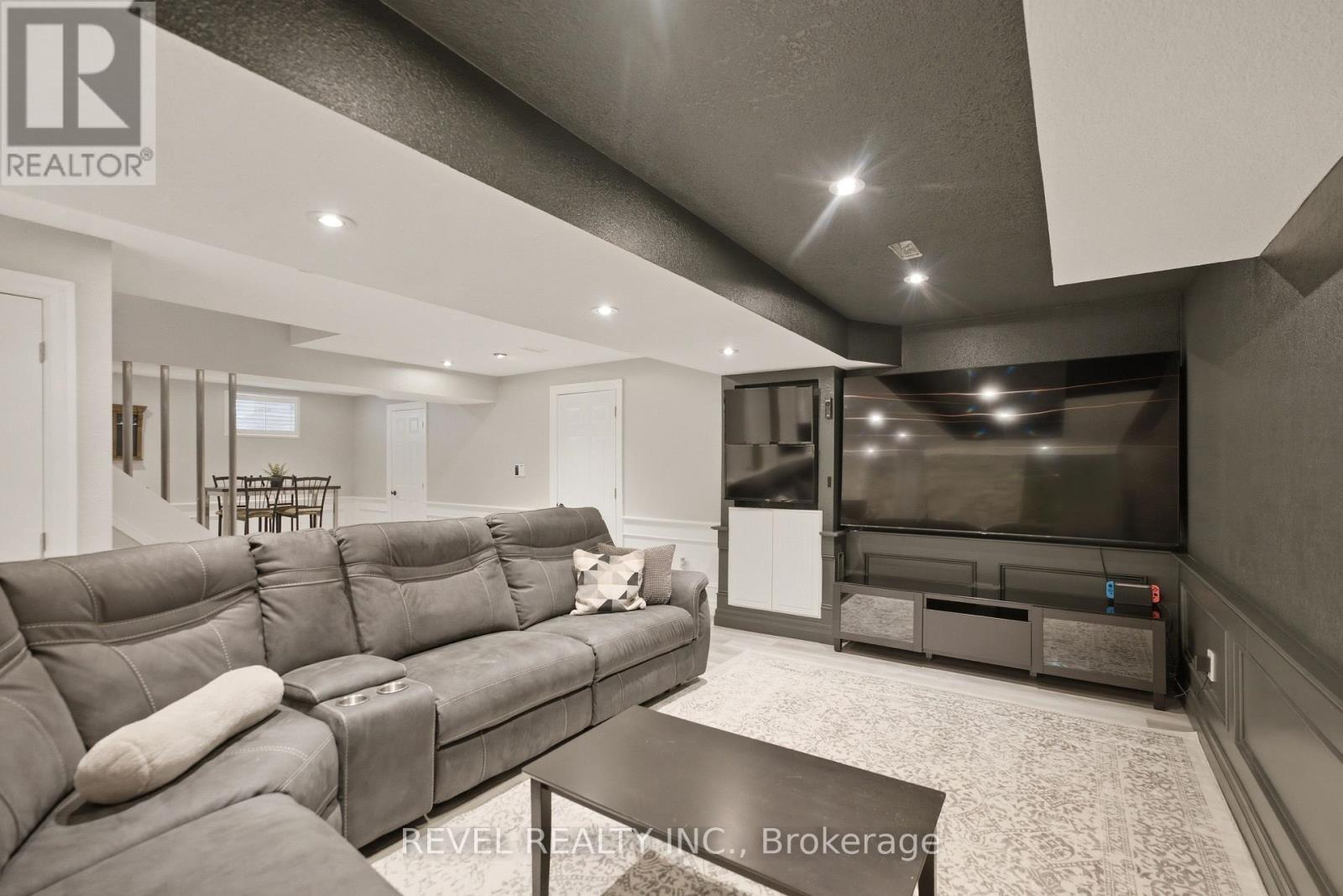 11 Maynard Street, Hamilton, ON