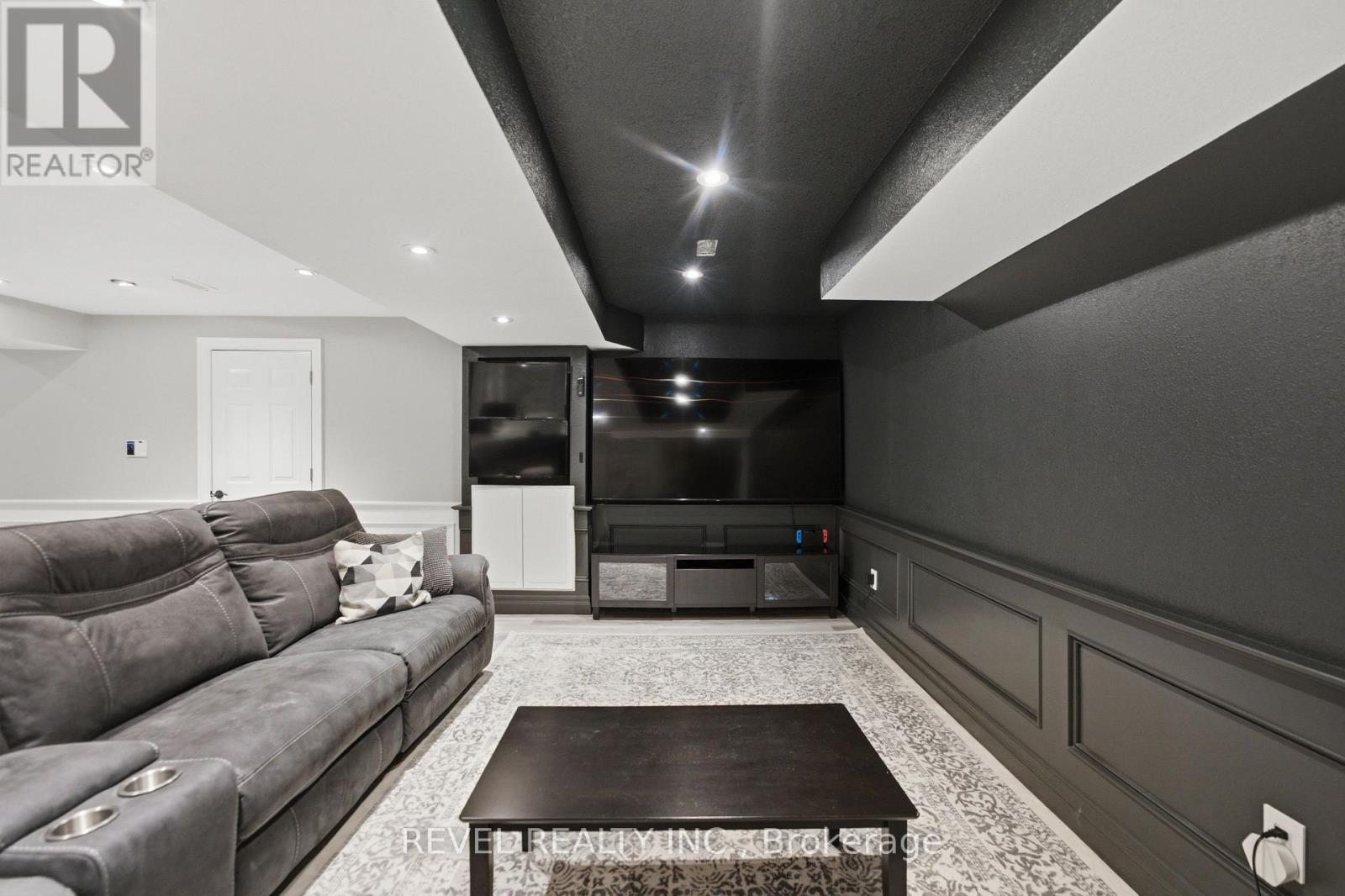 11 Maynard Street, Hamilton, ON