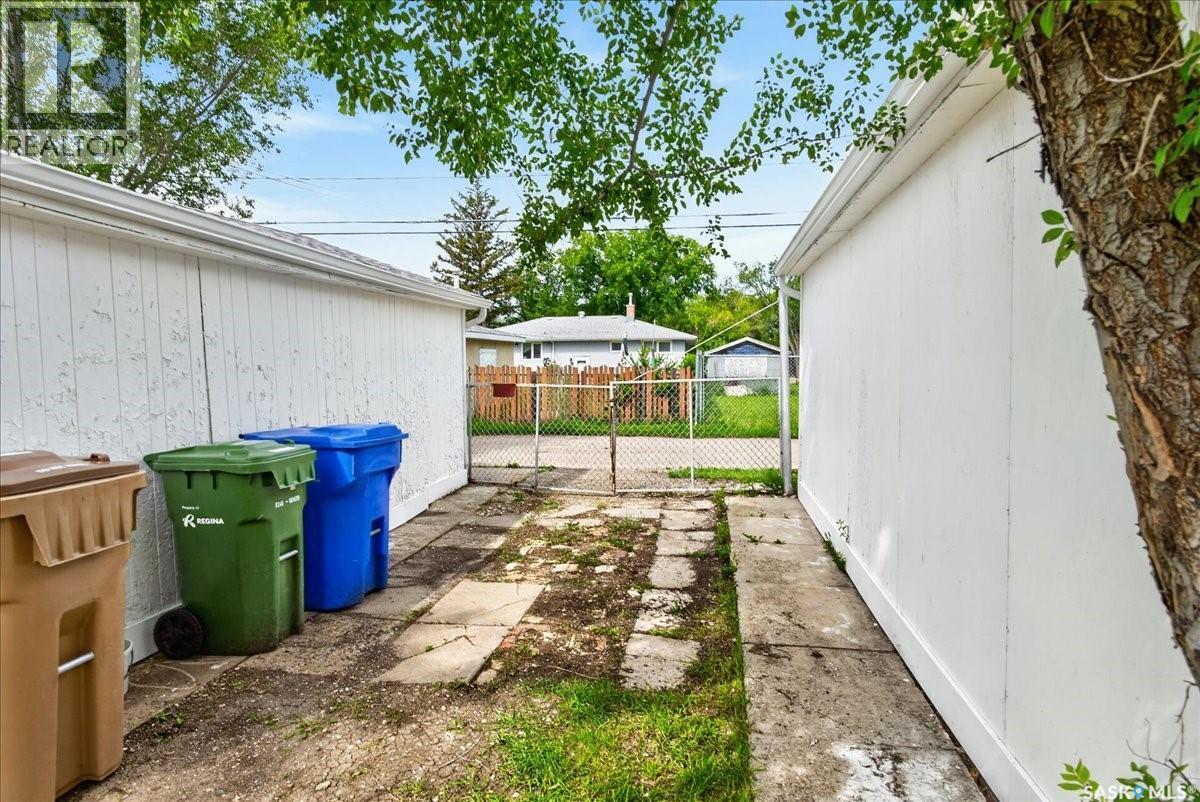 276 Halifax Street, Regina, SK