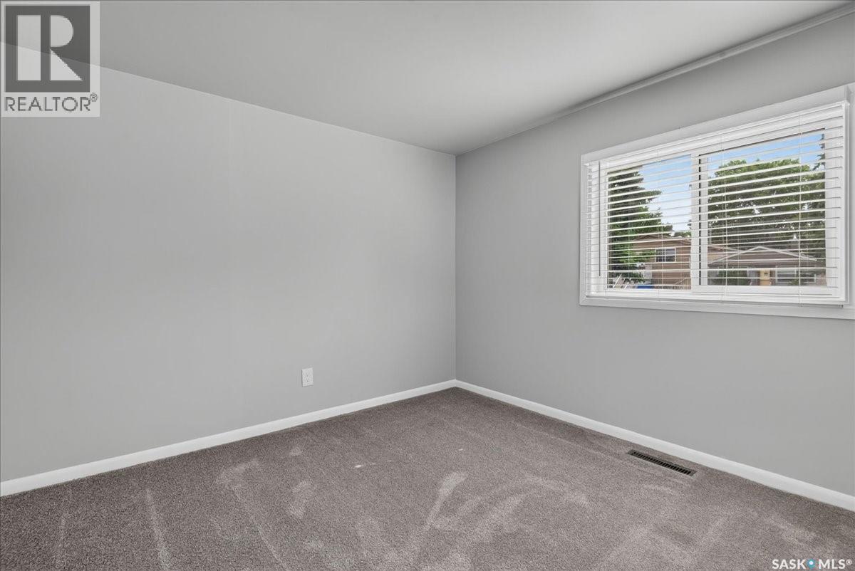 276 Halifax Street, Regina, SK