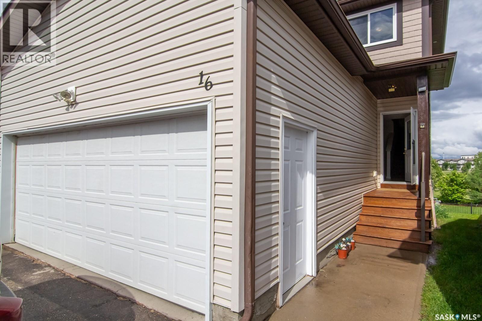 16 202 Mckague Crescent, Saskatoon, SK