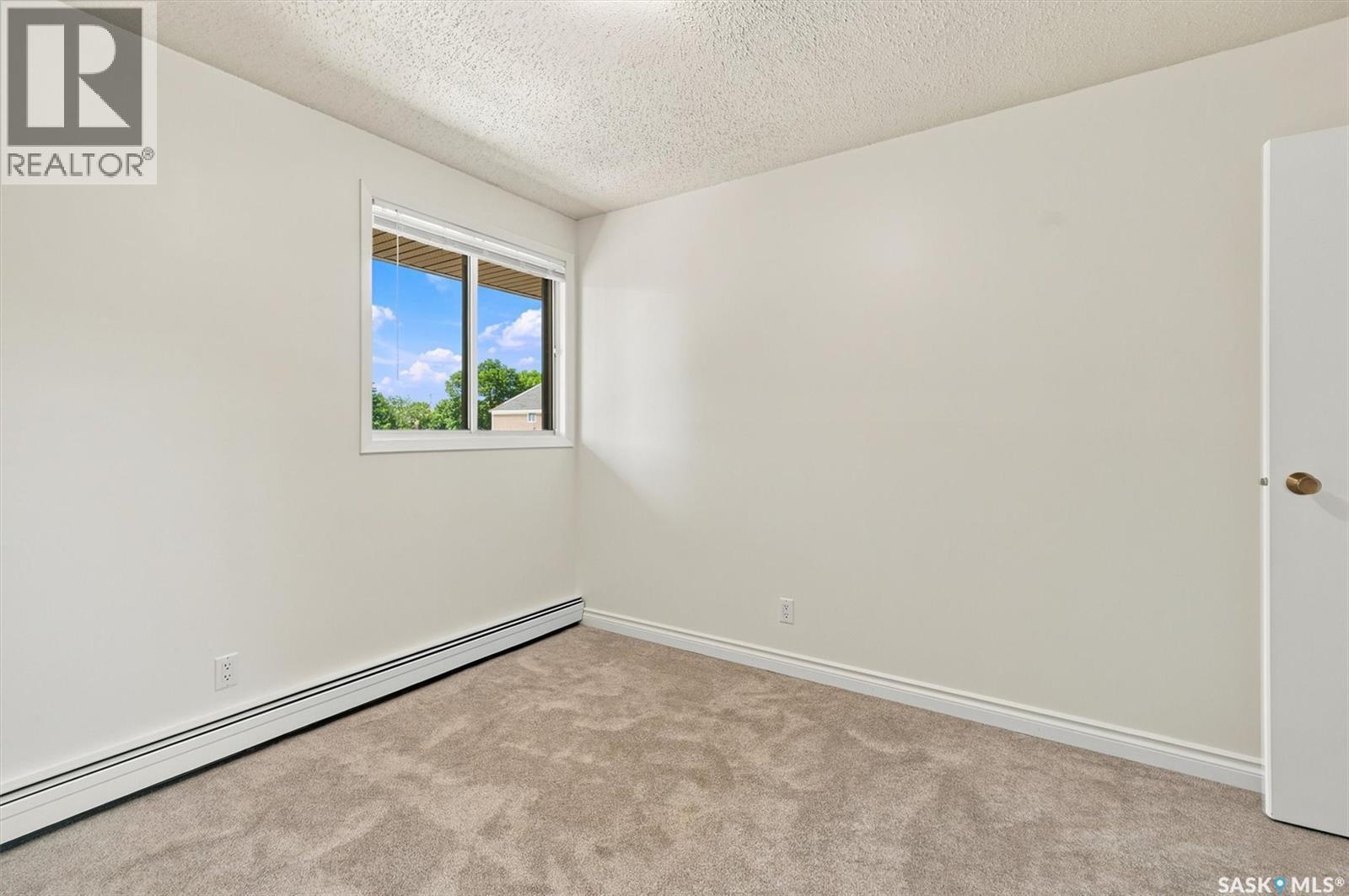 312B 4040 8Th Street E, Saskatoon, SK