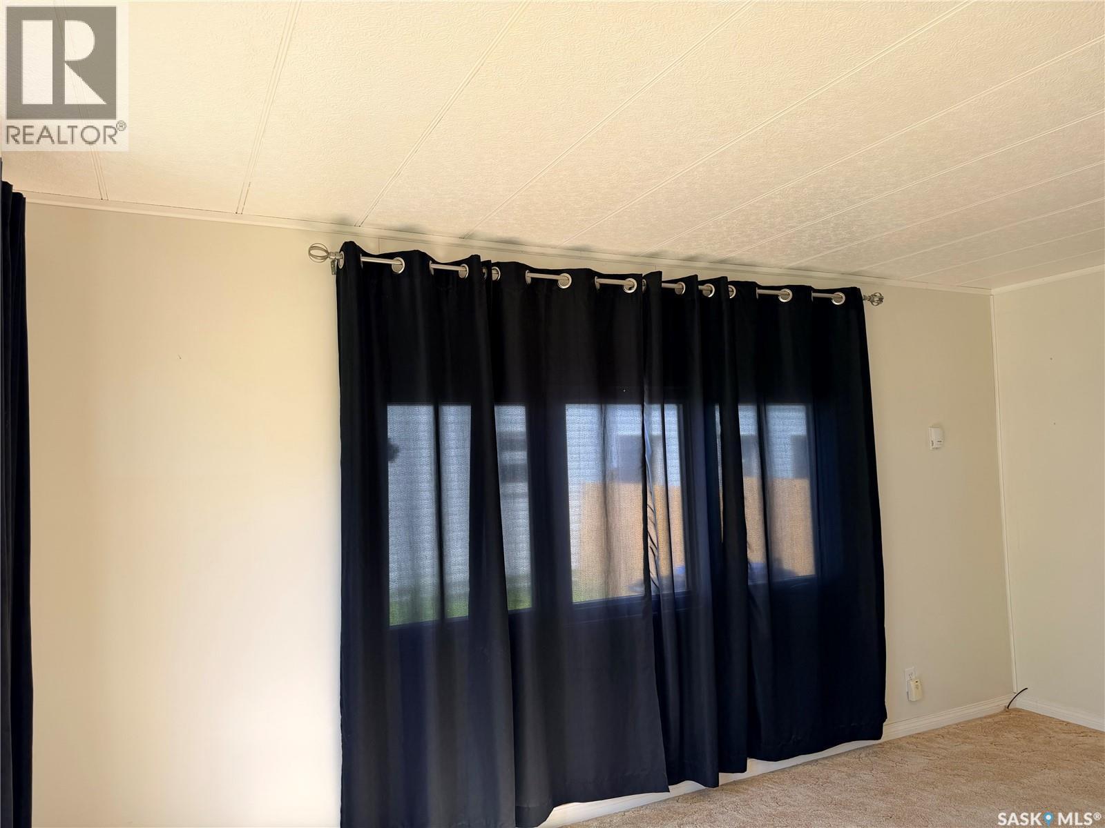 25 Sunrise Estates, Assiniboia, SK