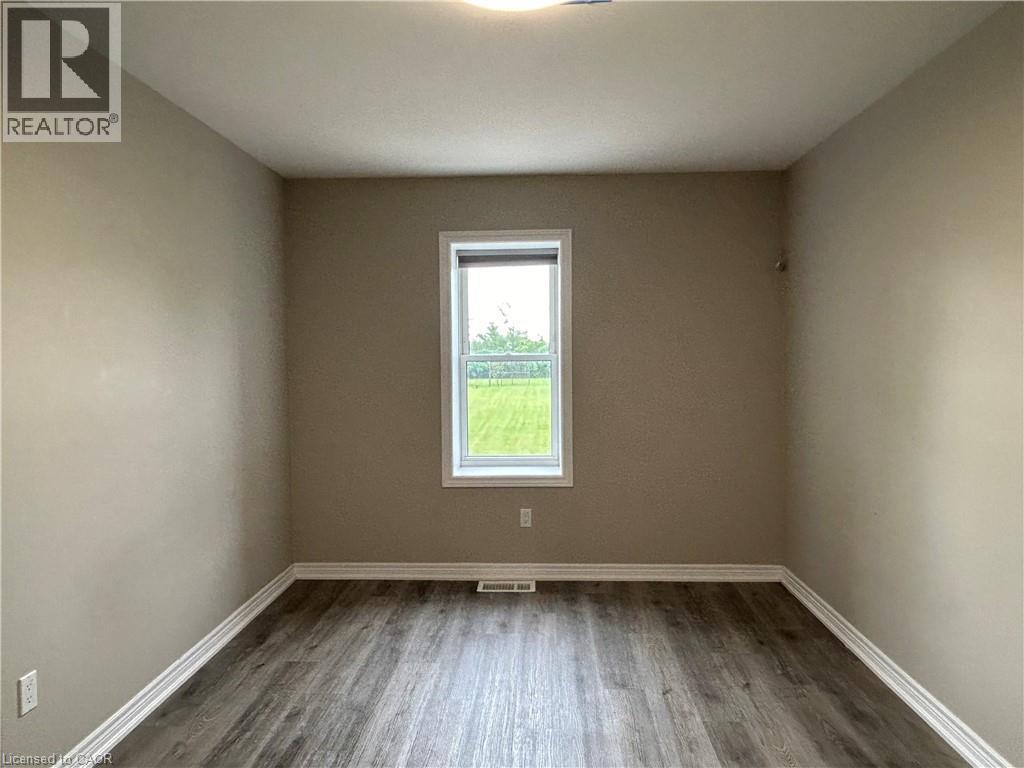 992 Windham Centre Road Unit# 1, Windham Centre, ON - Indoor Photo Showing Other Room