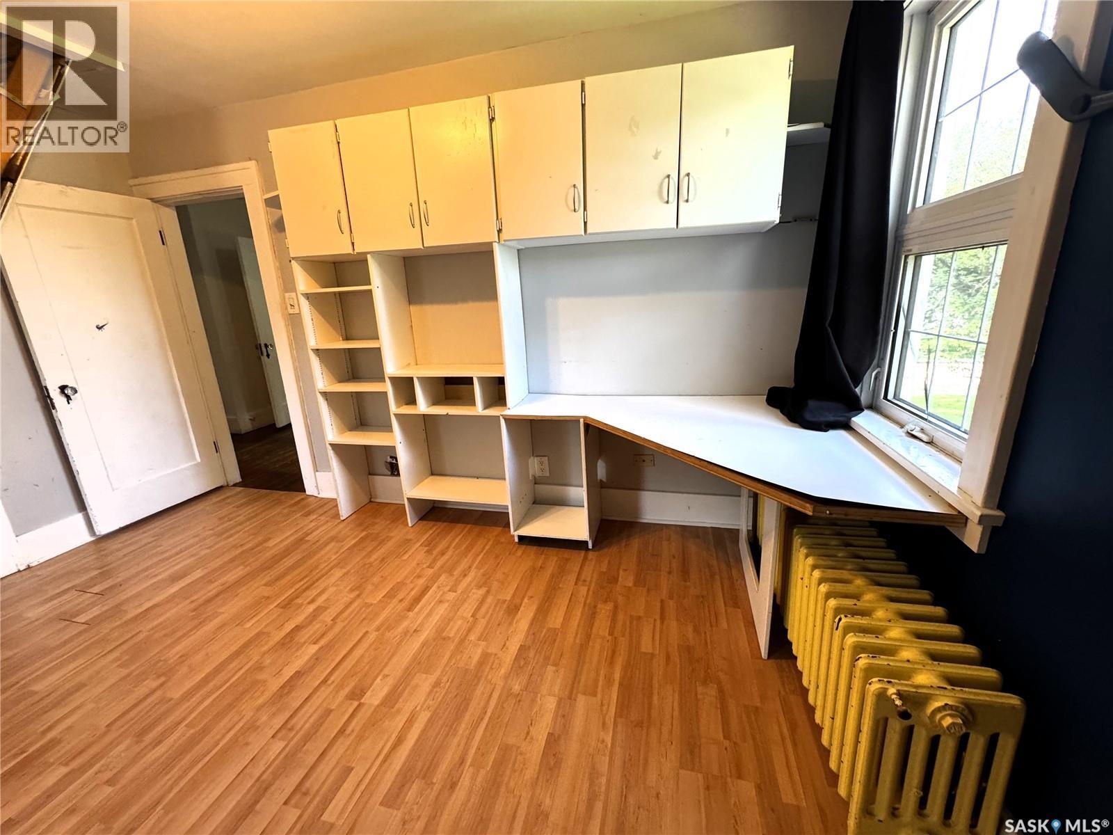 215 7Th Avenue E, Shaunavon, SK