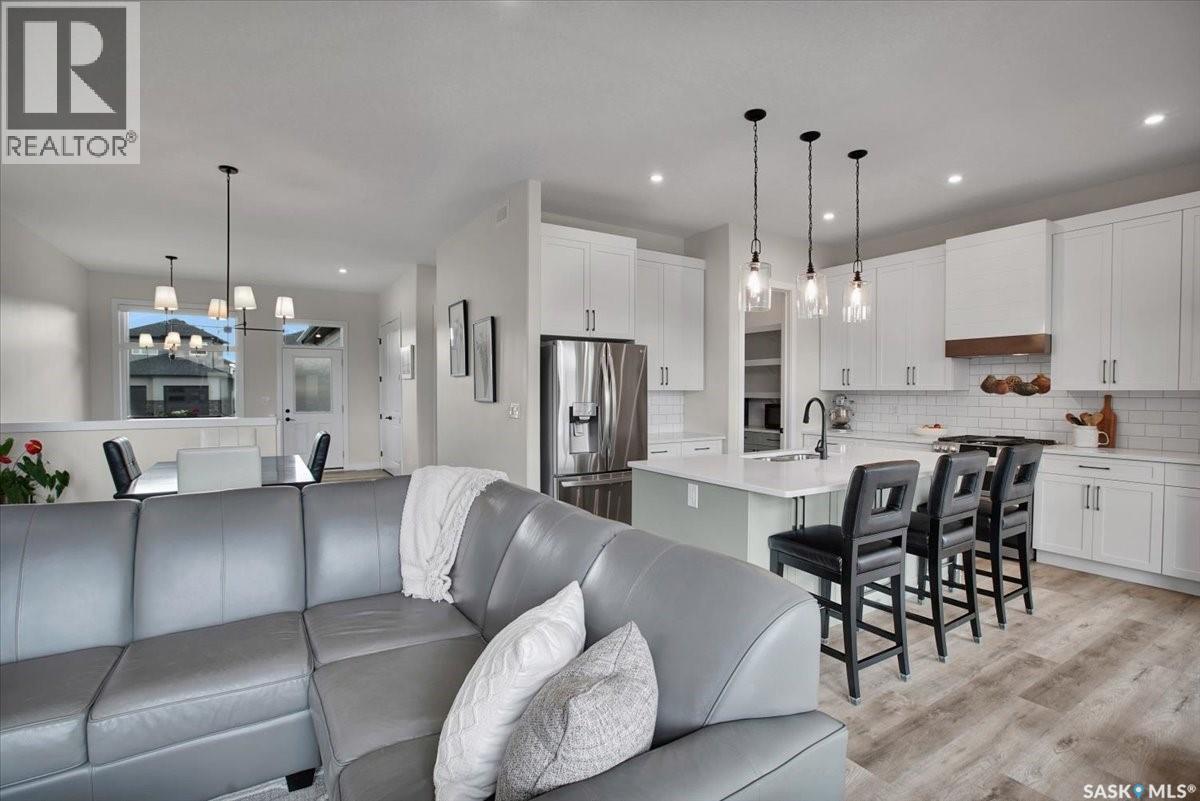 223 Hamm Crescent, Saskatoon, SK
