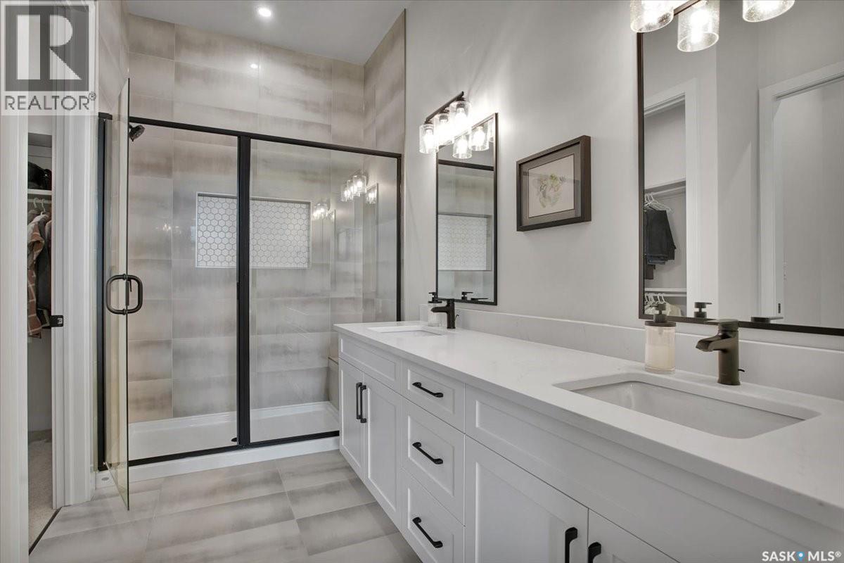223 Hamm Crescent, Saskatoon, SK