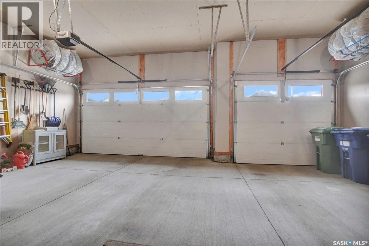 223 Hamm Crescent, Saskatoon, SK