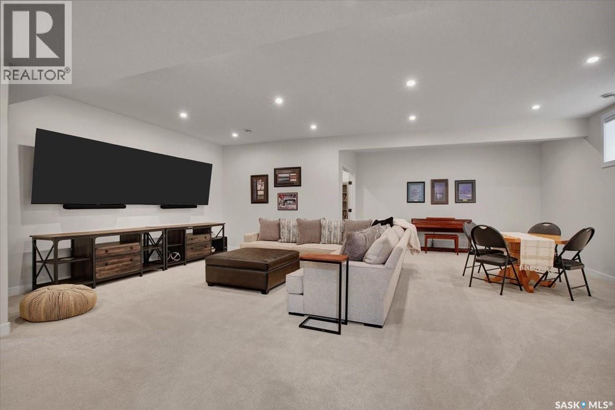 223 Hamm Crescent, Saskatoon, SK
