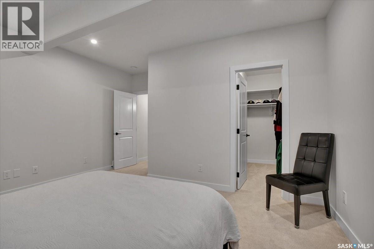 223 Hamm Crescent, Saskatoon, SK