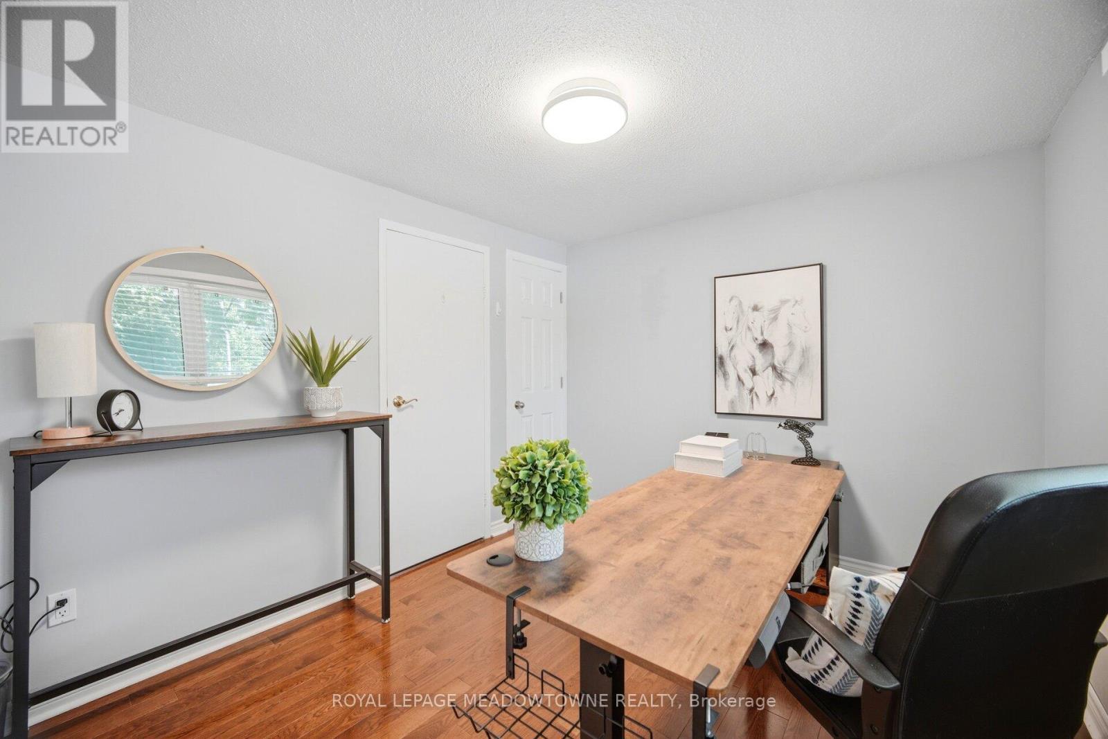 16 Dutch Myrtle Way, Toronto, ON