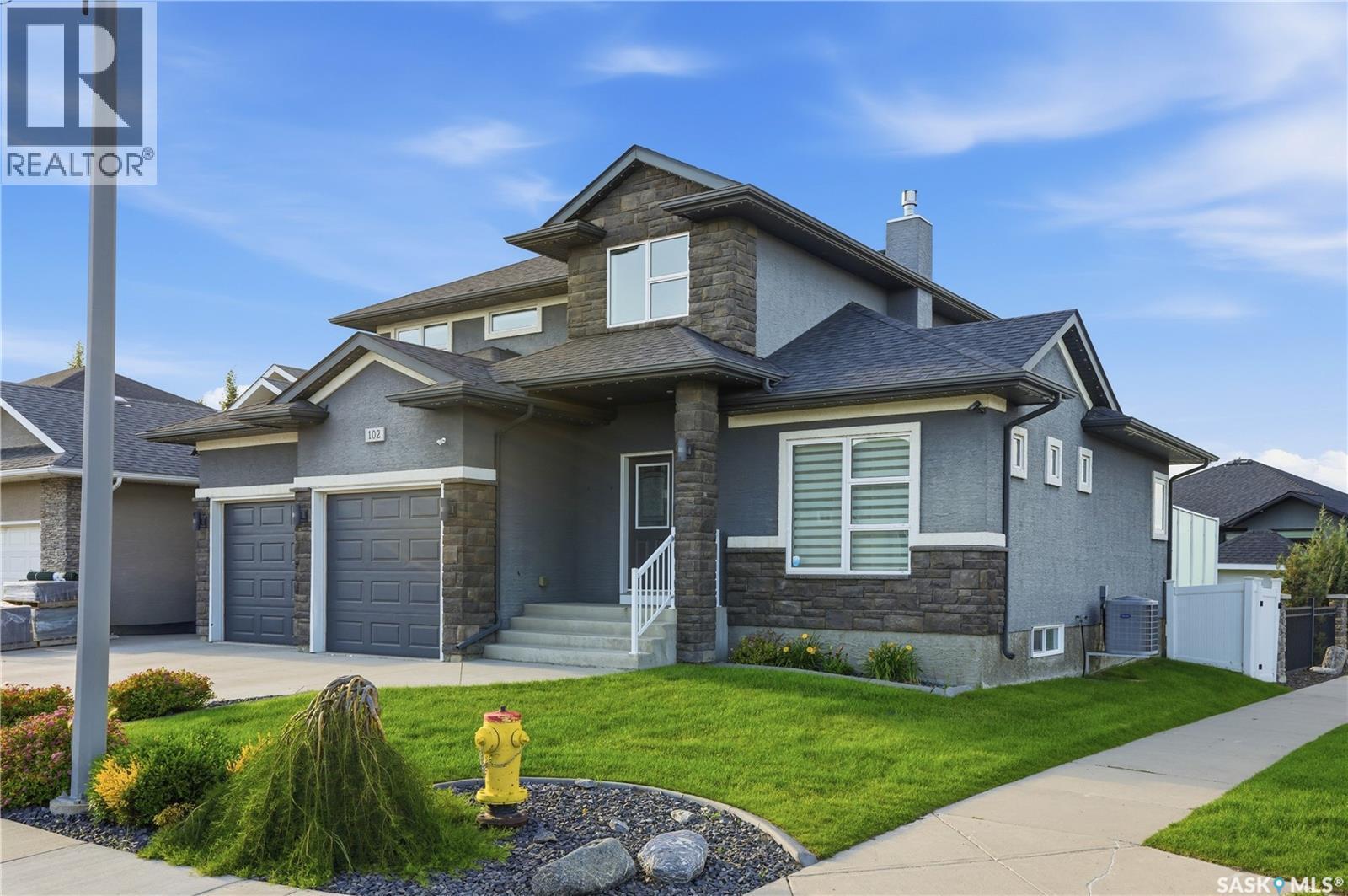 102 Teal Crescent, Saskatoon, SK