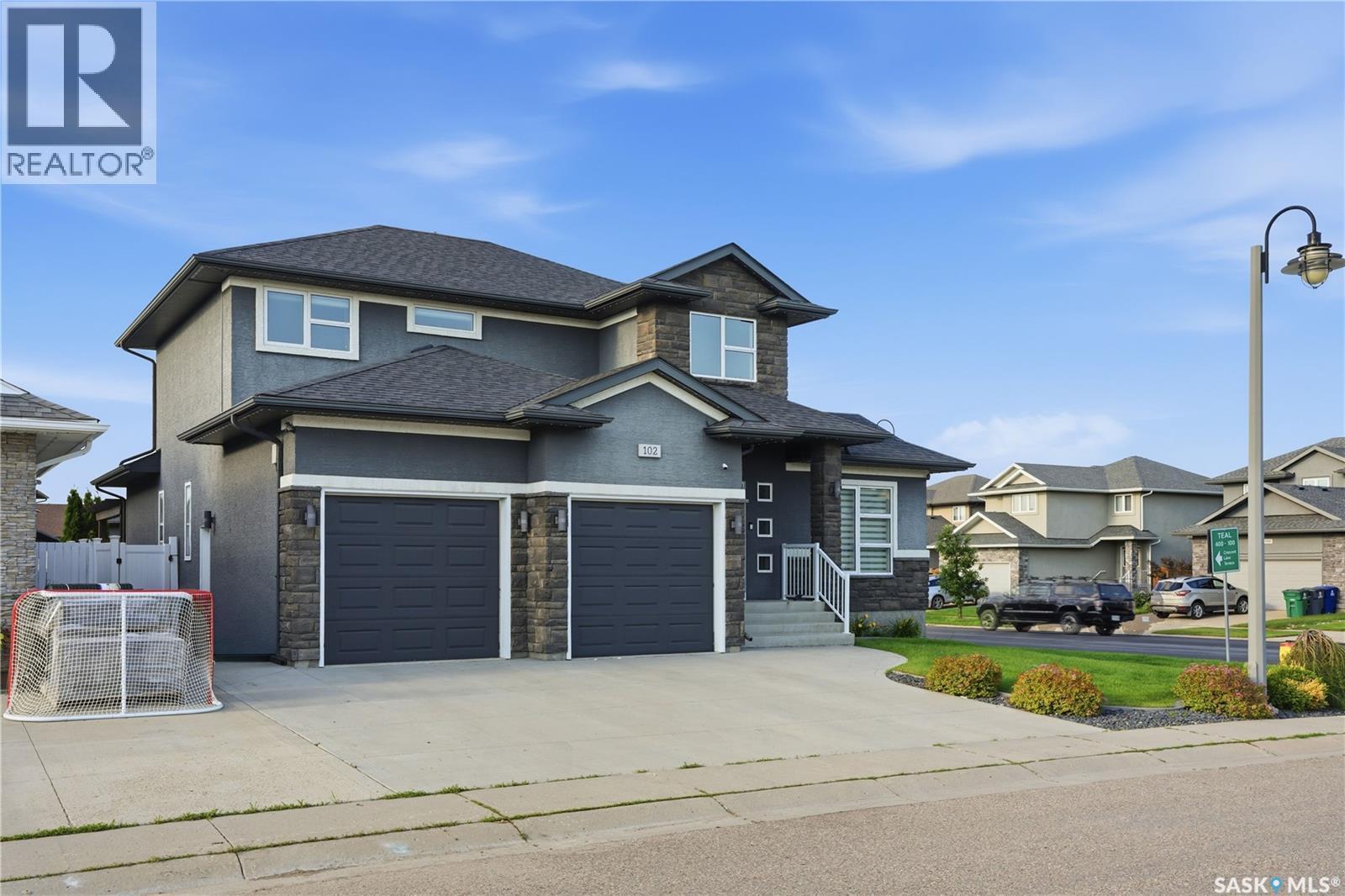 102 Teal Crescent, Saskatoon, SK