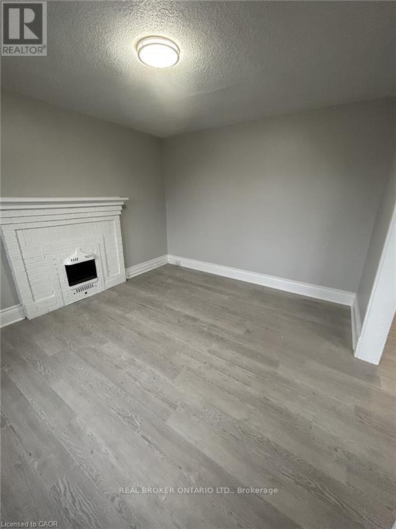 6 - 983 Main Street E, Hamilton, ON
