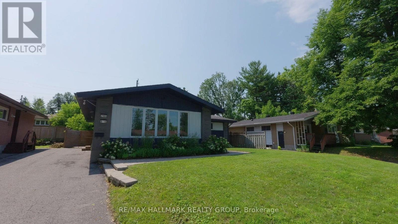 2160 Lambeth Walk, Ottawa, ON