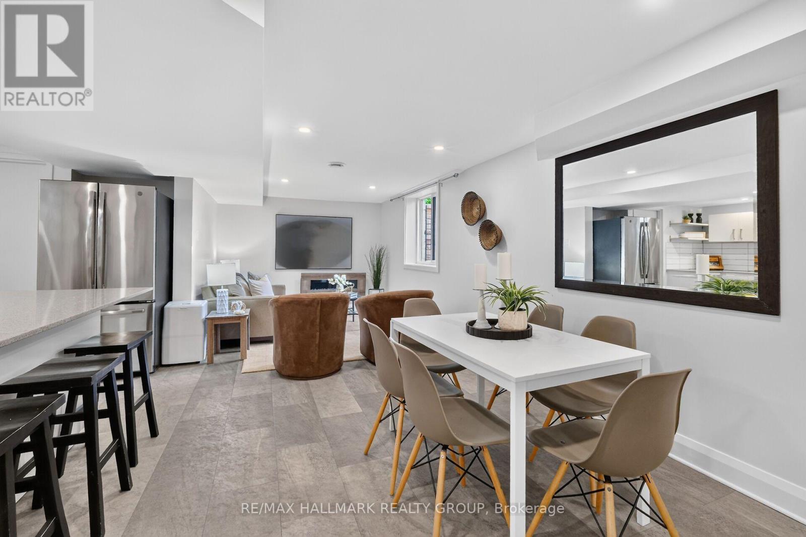 2160 Lambeth Walk, Ottawa, ON