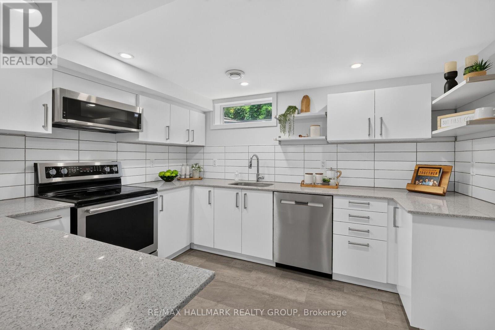 2160 Lambeth Walk, Ottawa, ON