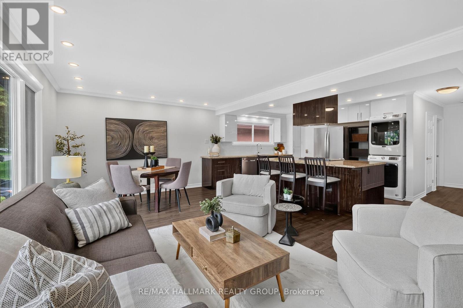 2160 Lambeth Walk, Ottawa, ON