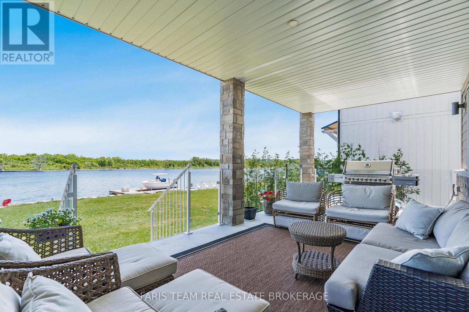 7 Dock Lane, Tay, ON
