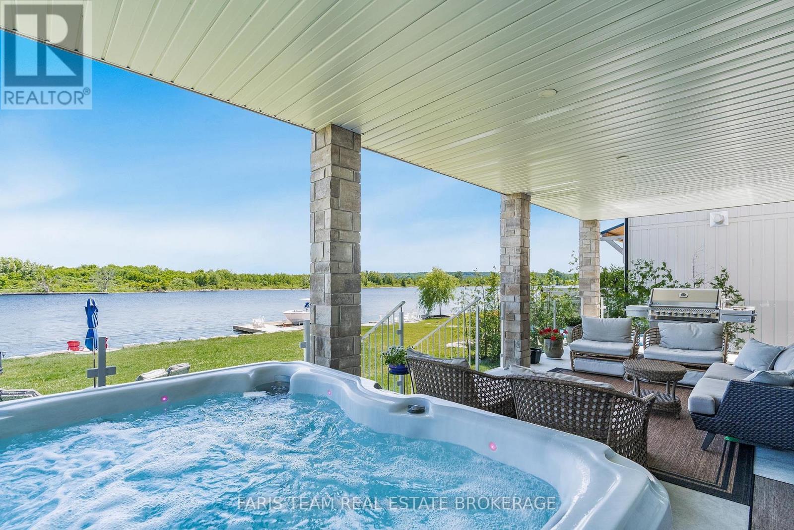 7 Dock Lane, Tay, ON