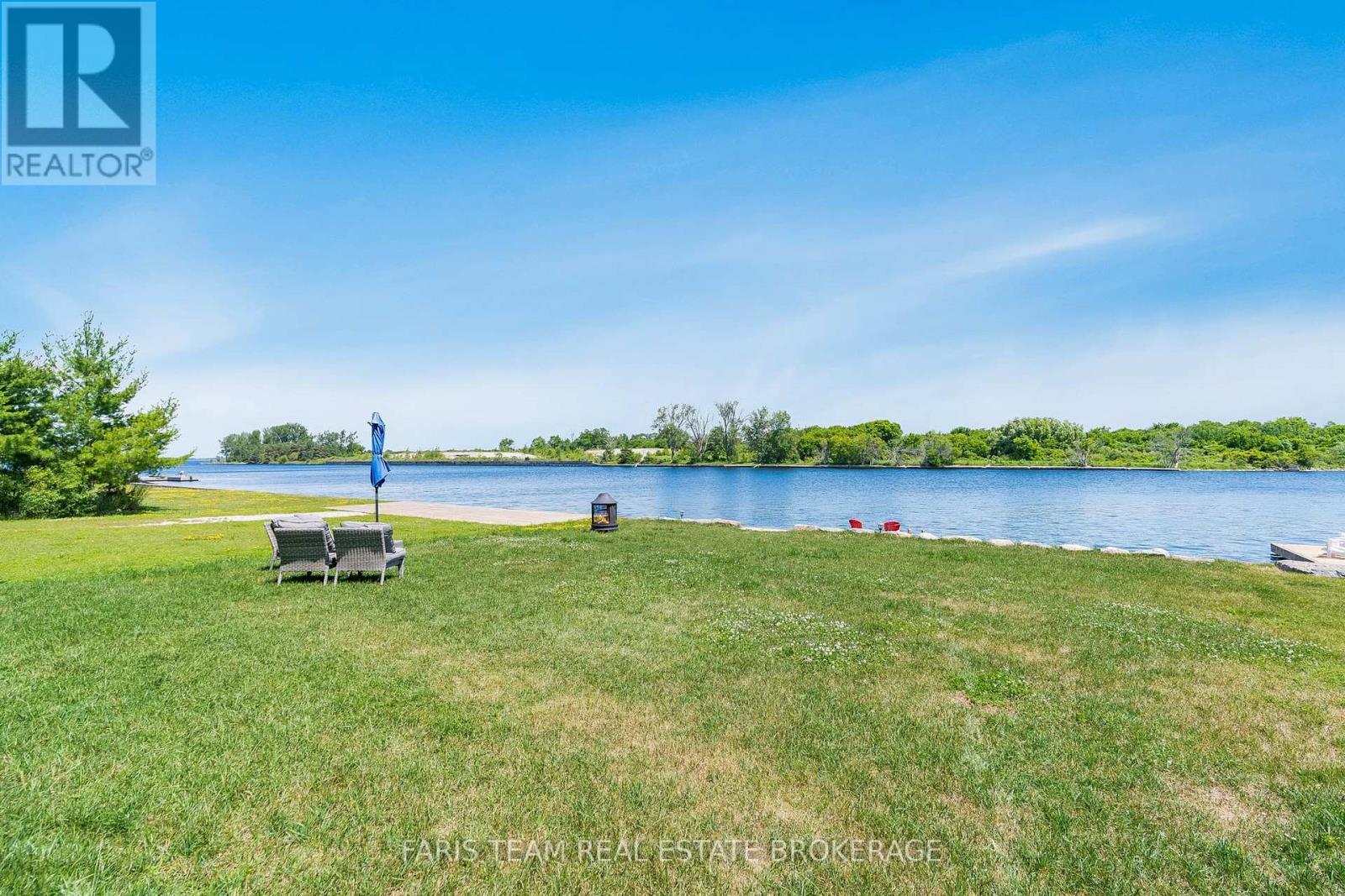 7 Dock Lane, Tay, ON