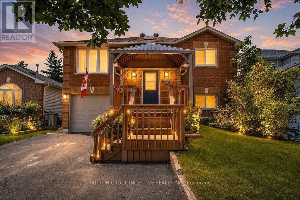 10 Palling Lane, Barrie, ON