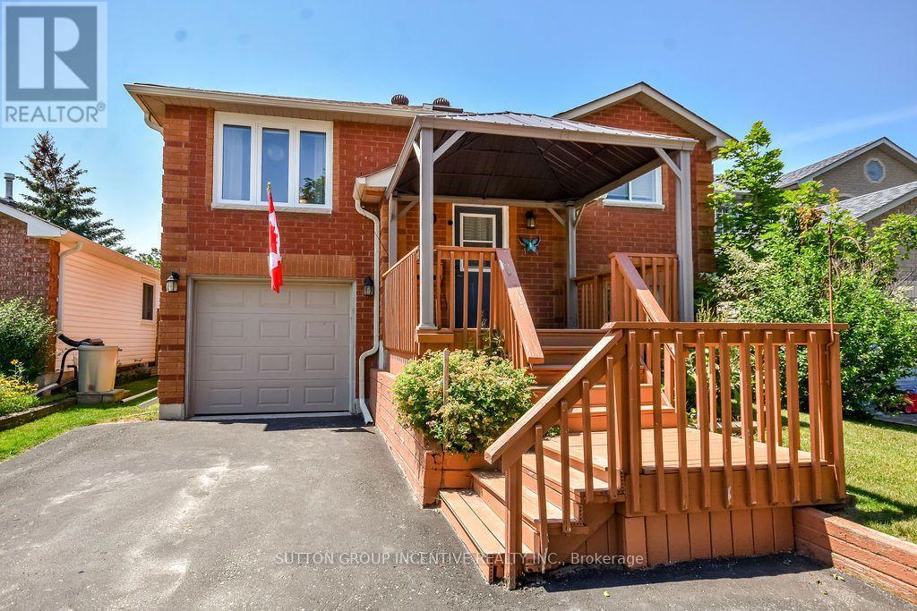 10 Palling Lane, Barrie, ON