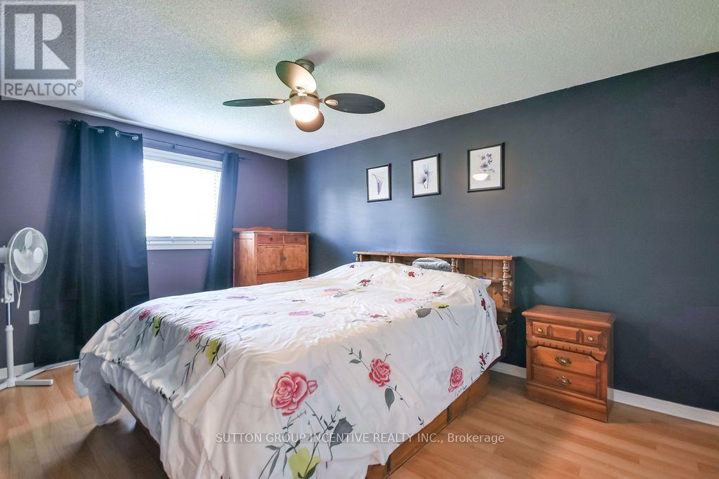 10 Palling Lane, Barrie, ON
