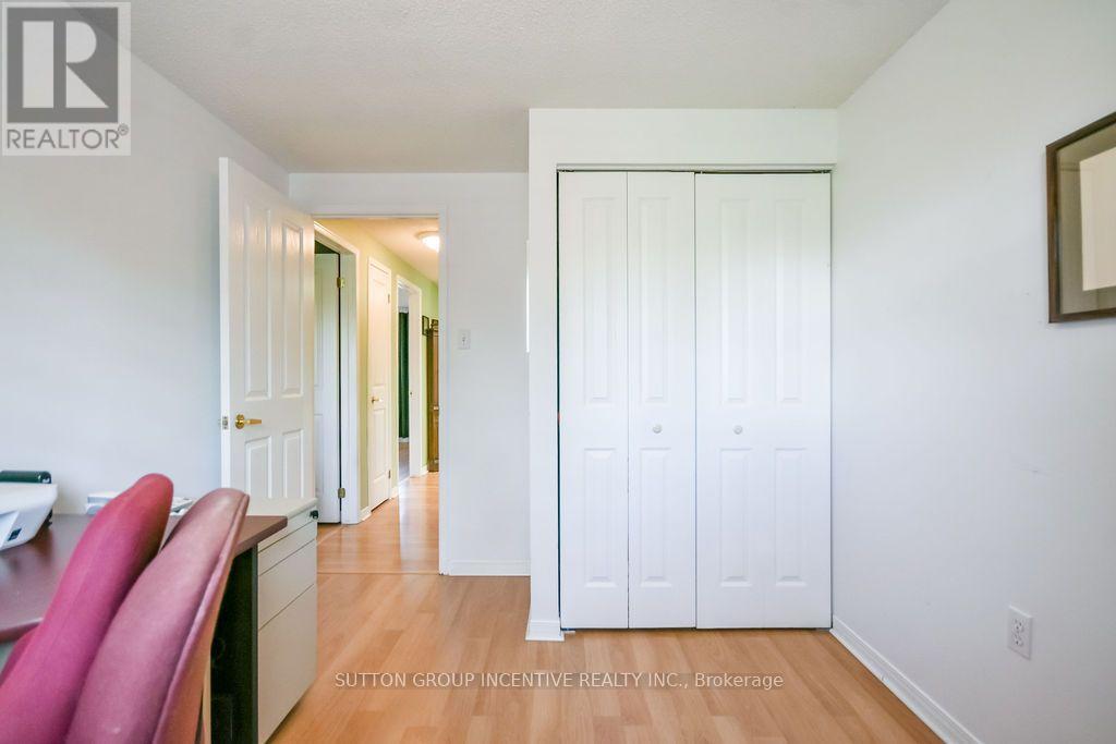 10 Palling Lane, Barrie, ON
