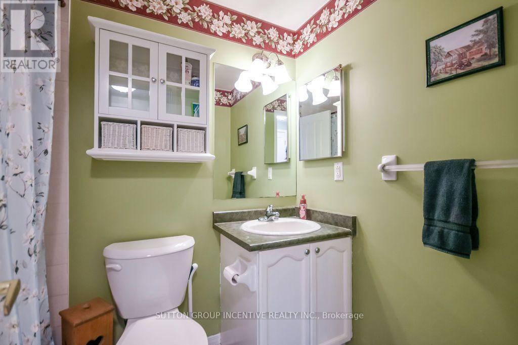 10 Palling Lane, Barrie, ON