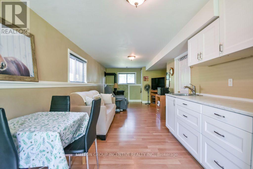 10 Palling Lane, Barrie, ON