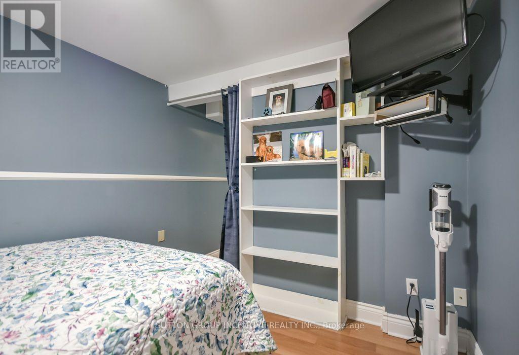 10 Palling Lane, Barrie, ON