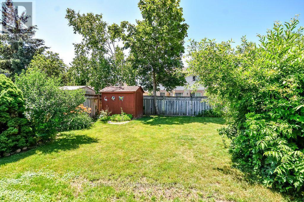10 Palling Lane, Barrie, ON