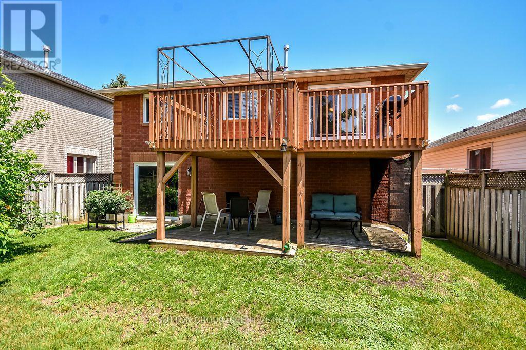 10 Palling Lane, Barrie, ON