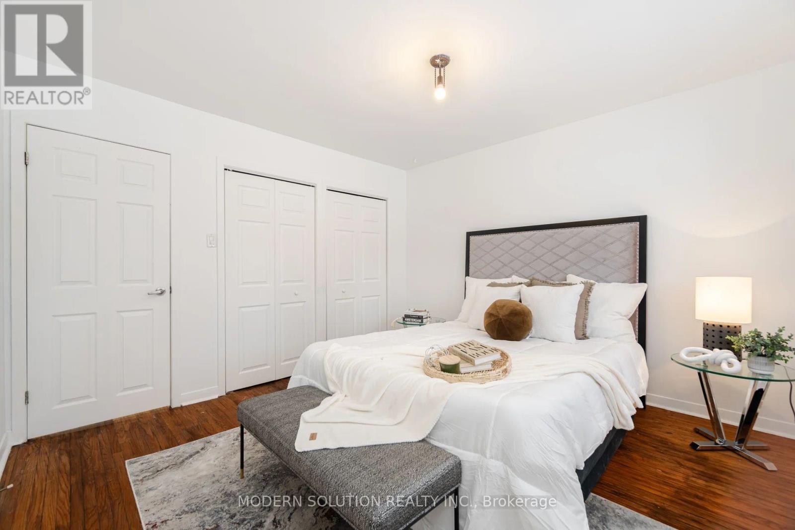 2557 Mindemoya Road, Mississauga, ON
