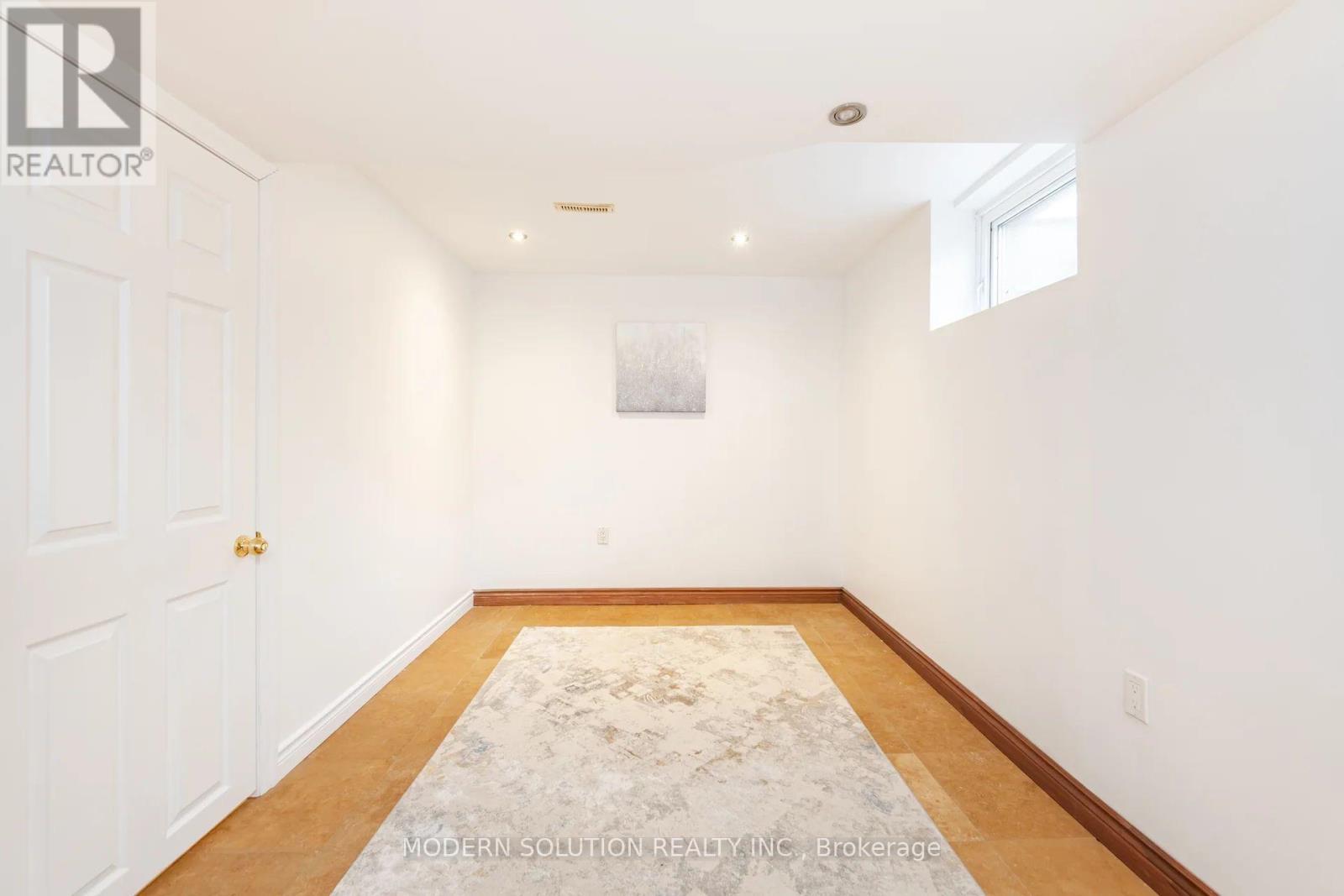 2557 Mindemoya Road, Mississauga, ON