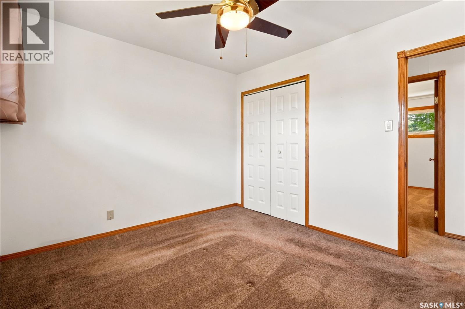 3326 4Th Avenue N, Regina, SK - Indoor Photo Showing Other Room
