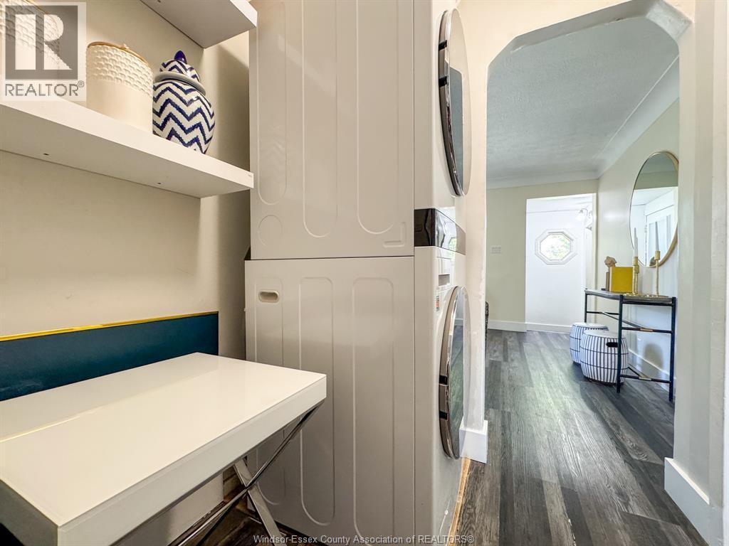 2392 Louis, Windsor, ON
