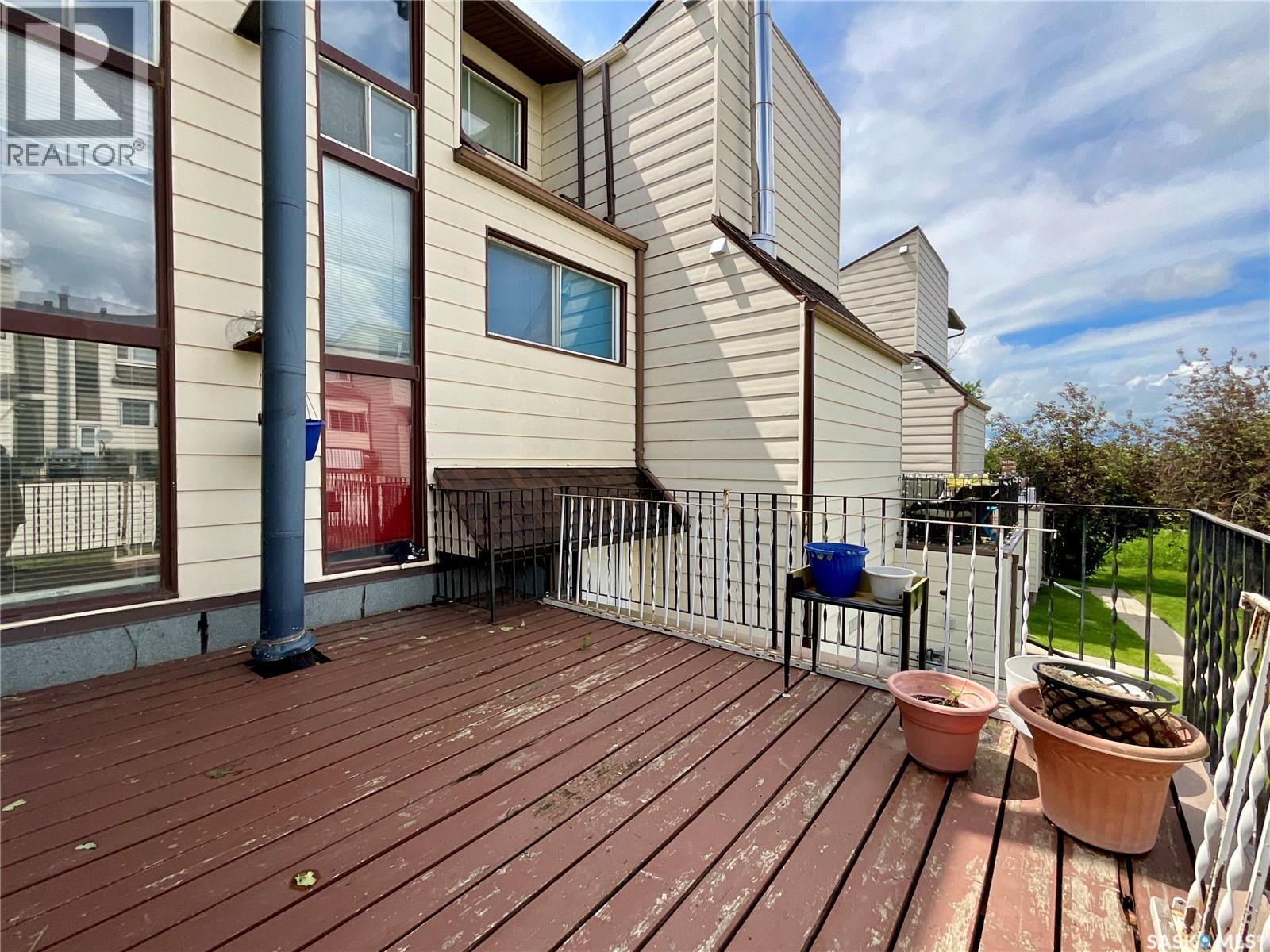 5118 10Th Avenue, Regina, SK