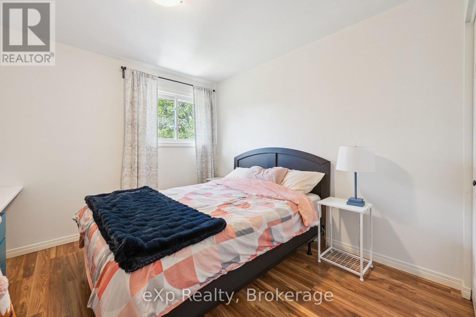 56 Bretz Avenue, Cambridge, ON
