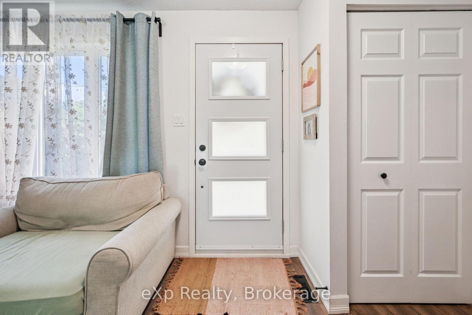 56 Bretz Avenue, Cambridge, ON