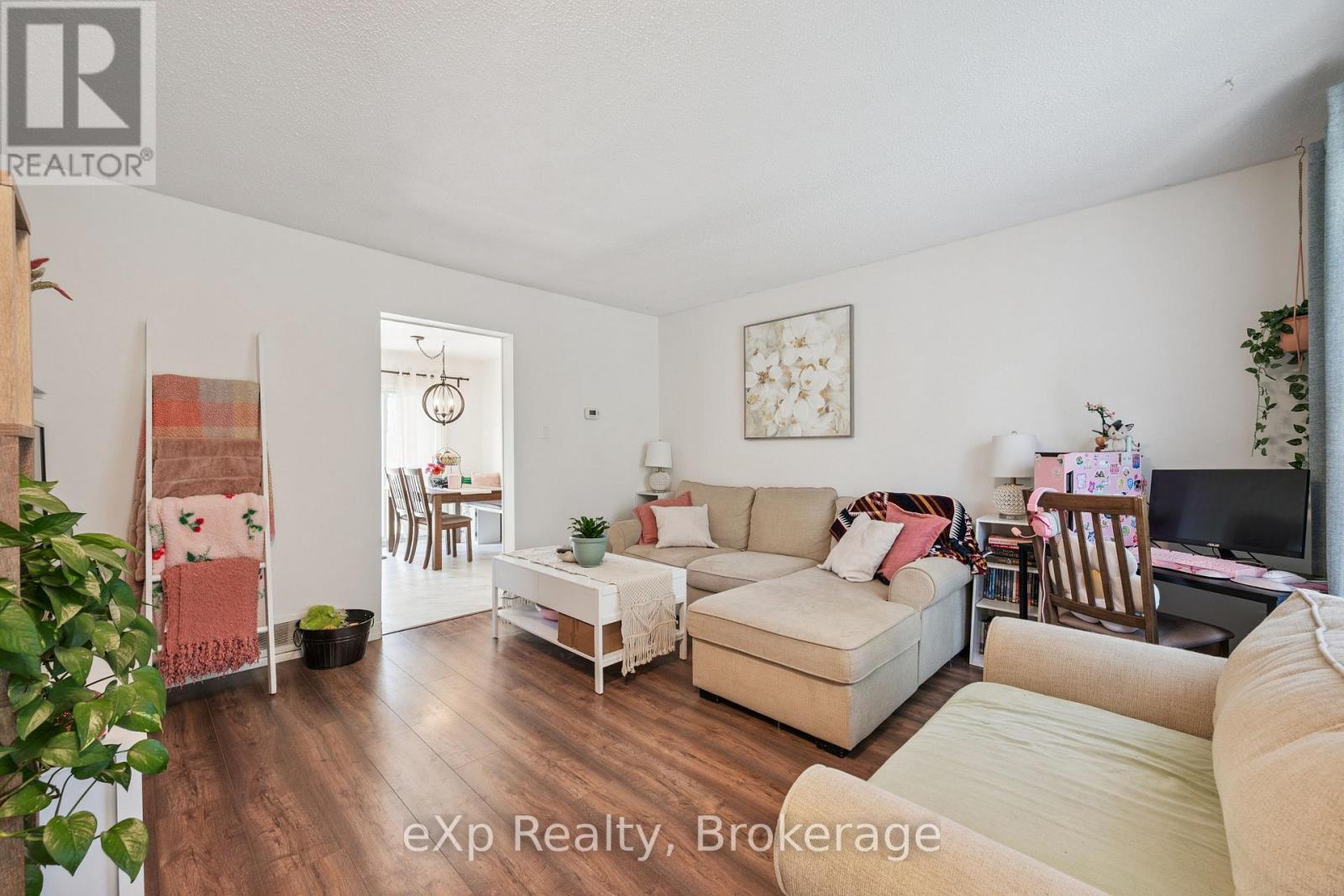 56 Bretz Avenue, Cambridge, ON