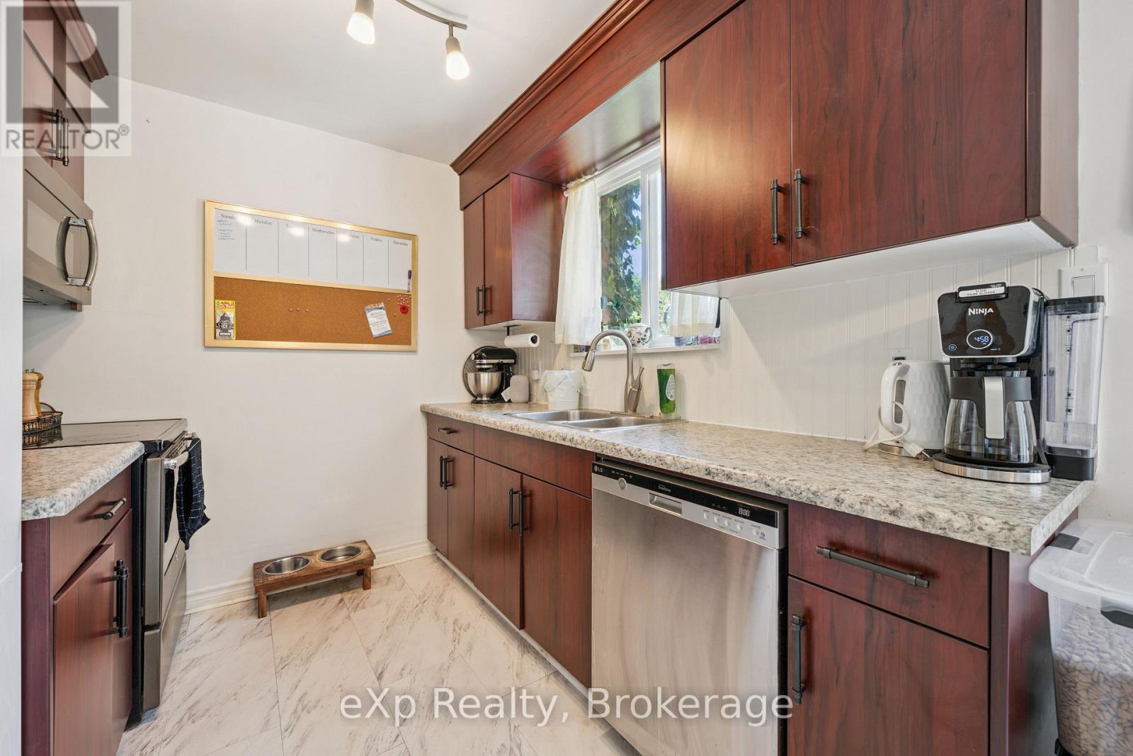 56 Bretz Avenue, Cambridge, ON
