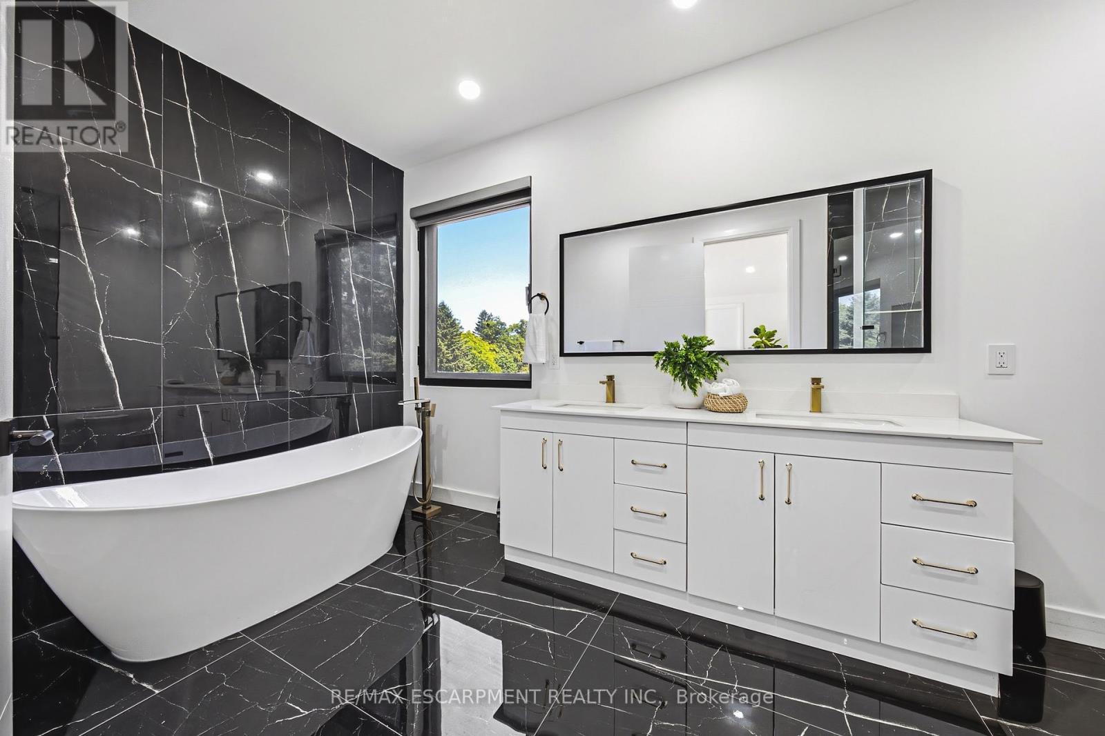 4511 Guelph Line, Burlington, ON