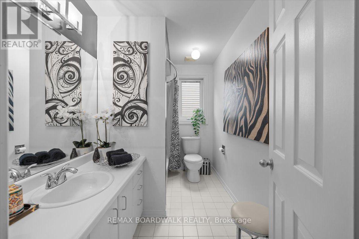 24 Hackett Street, Ottawa, ON