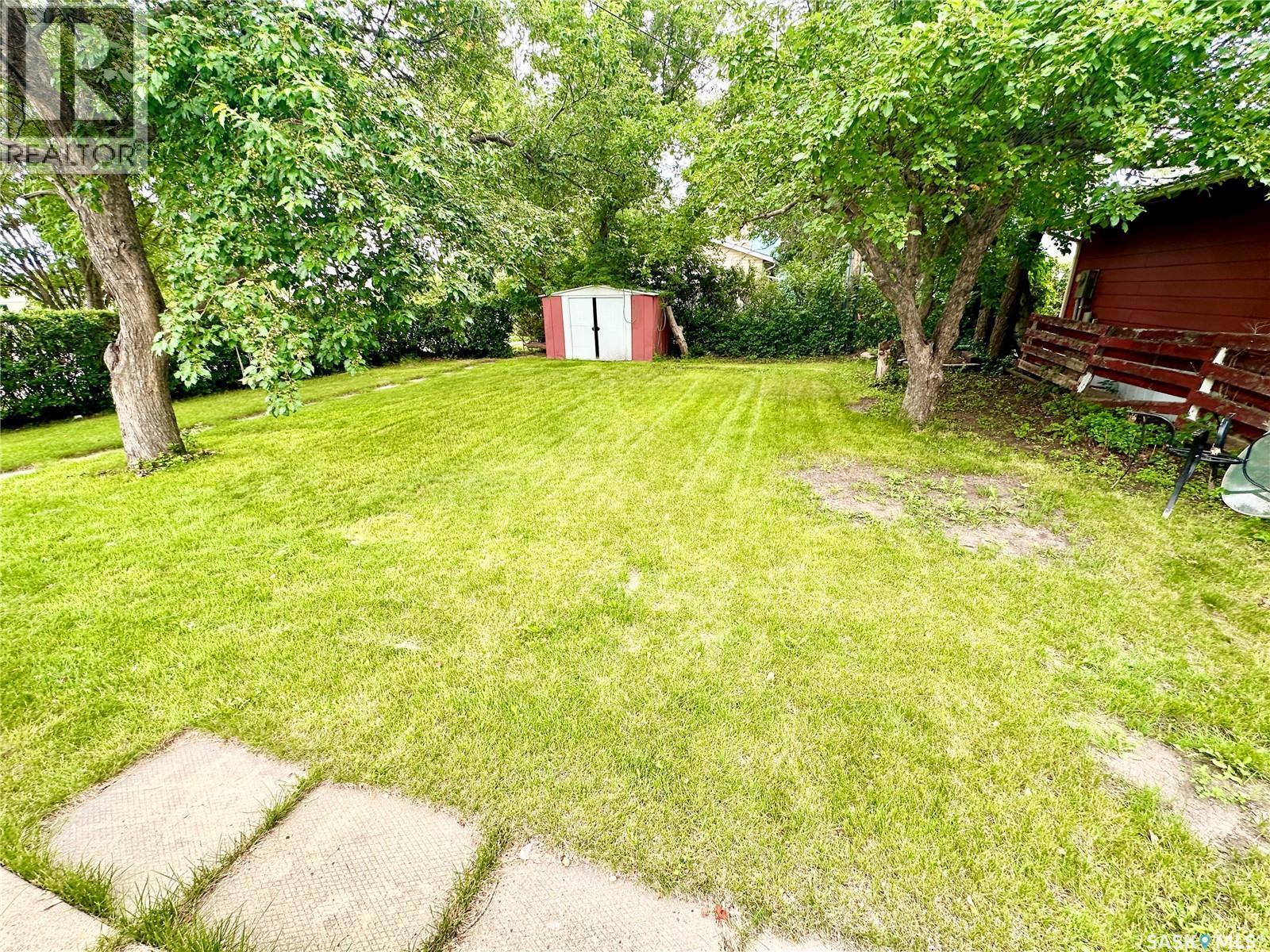 542 Elizabeth Street, Weyburn, SK