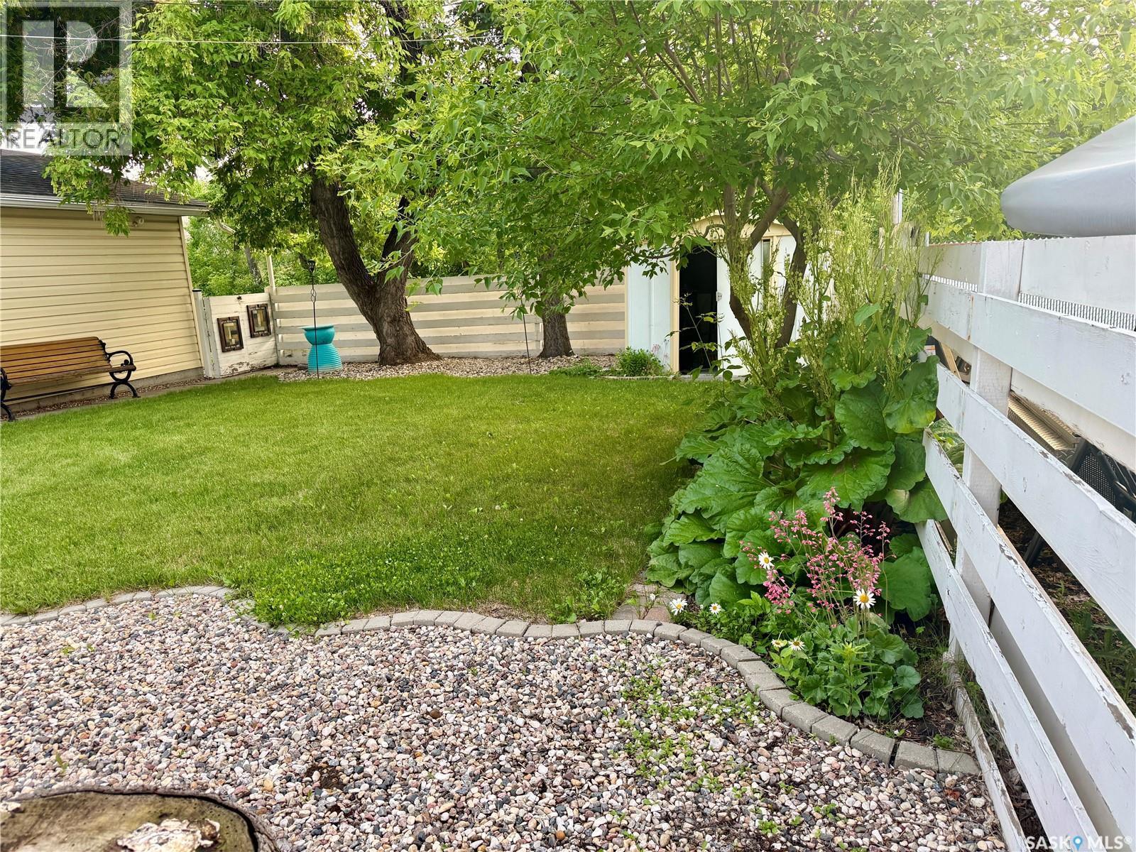 42 Spinks Drive, Saskatoon, SK