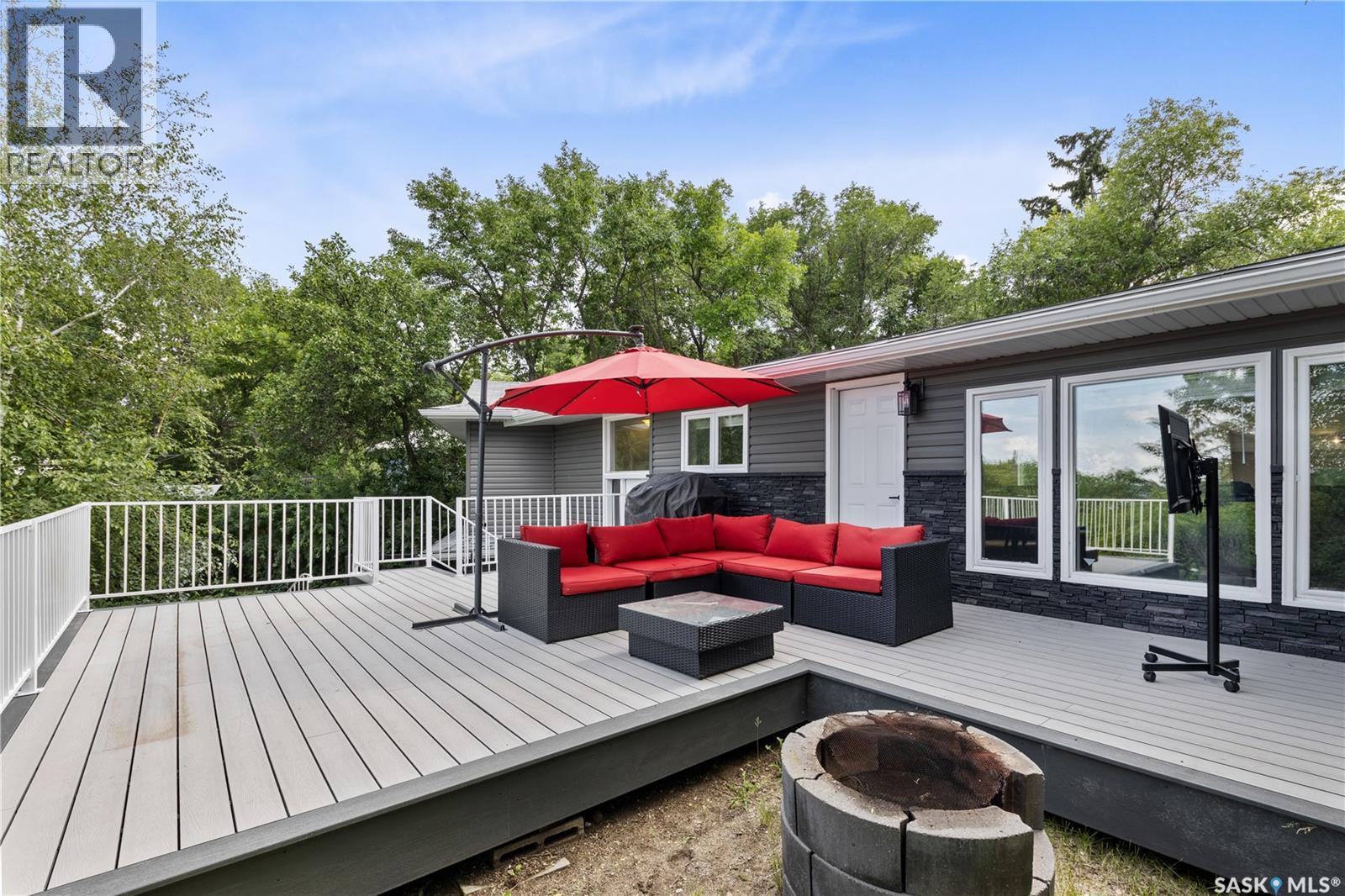 342 4Th Street E, Regina Beach, SK