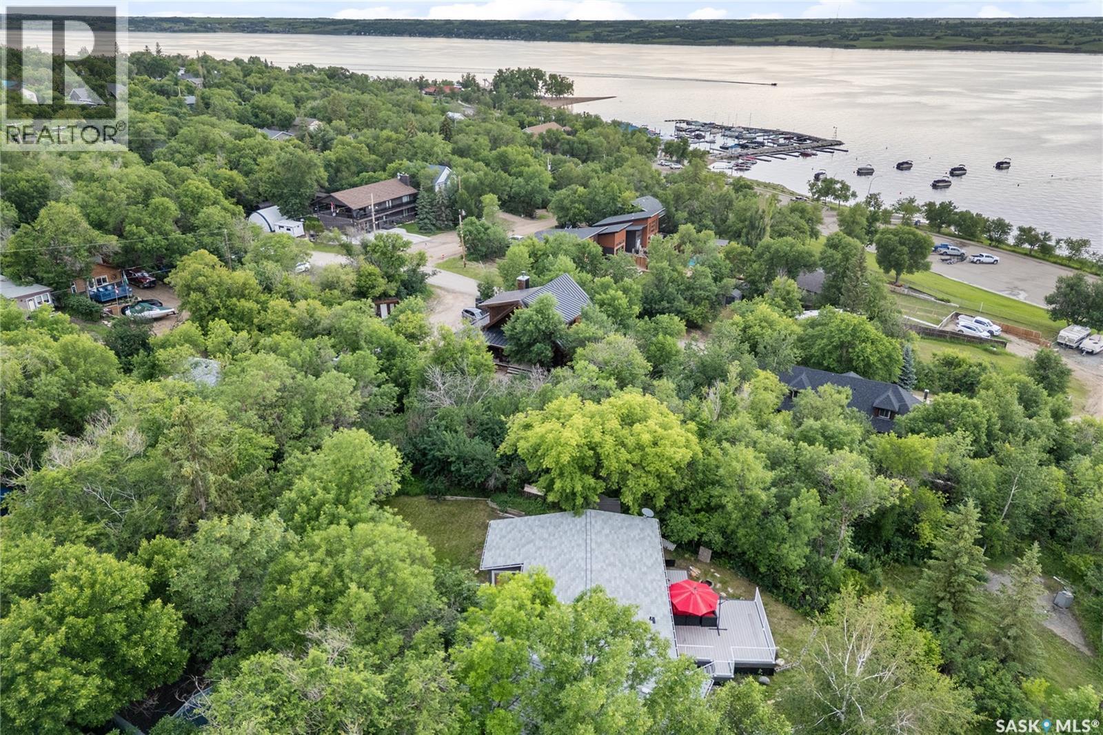 342 4Th Street E, Regina Beach, SK
